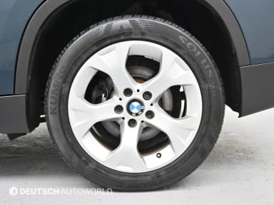 X1 (E84)