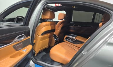 7 Series (G11)
