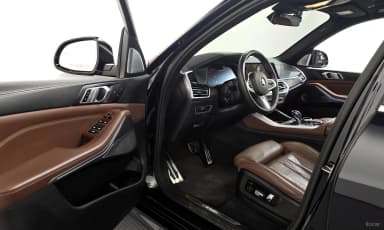 X5 (G05)