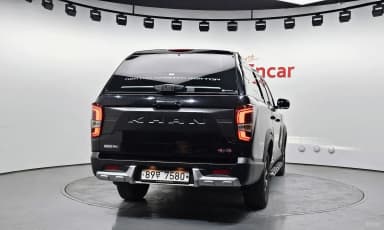 Rexton Sports Khan