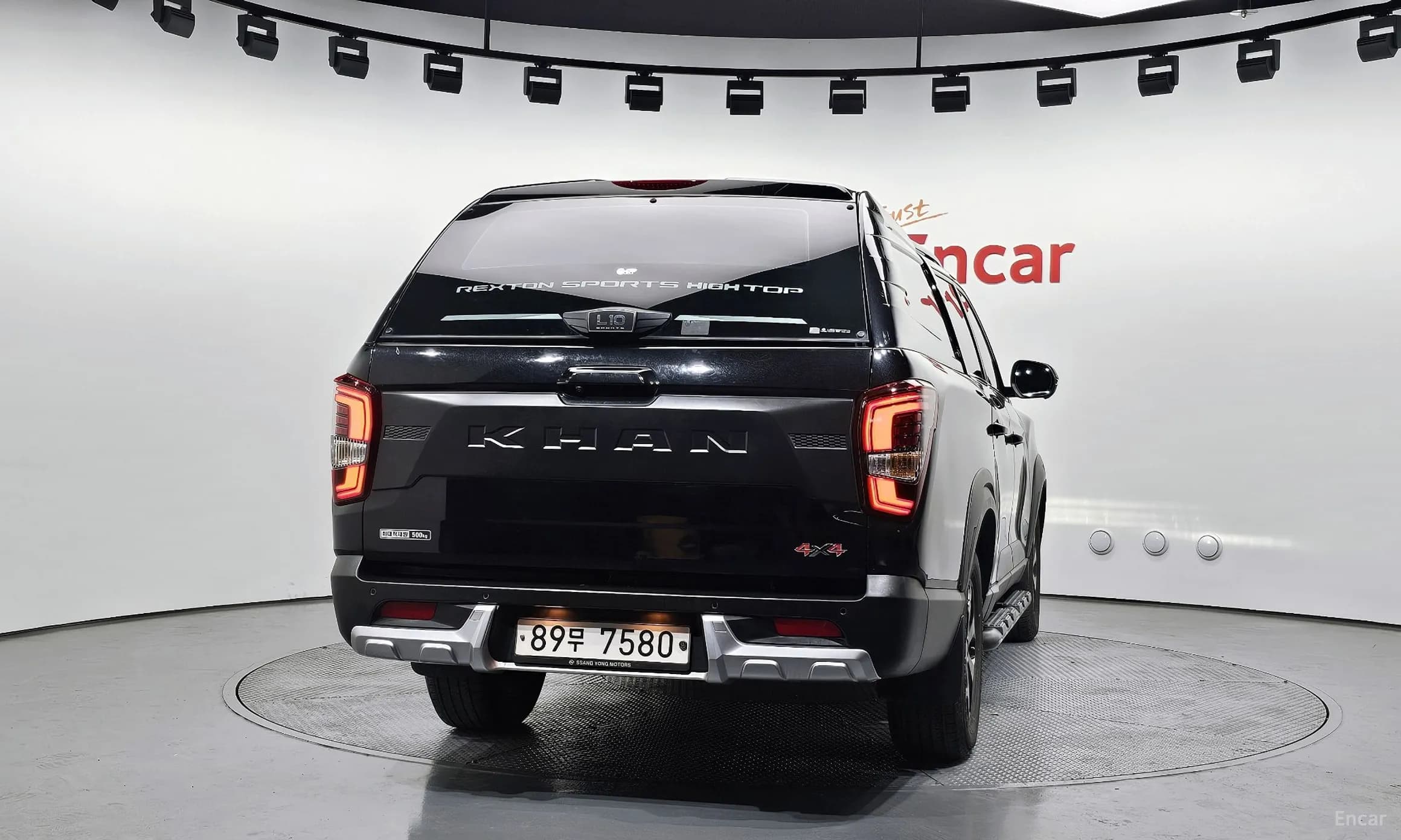 Rexton Sports Khan