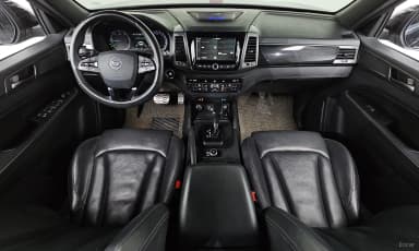 Rexton Sports Khan