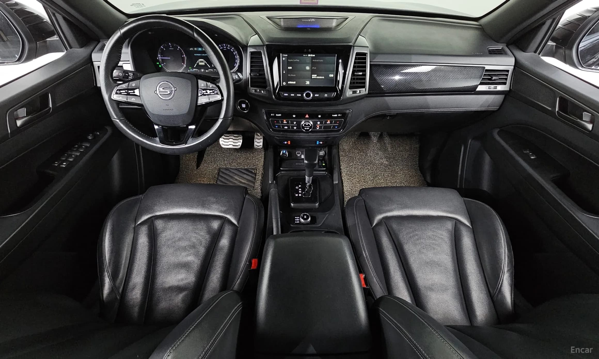 Rexton Sports Khan