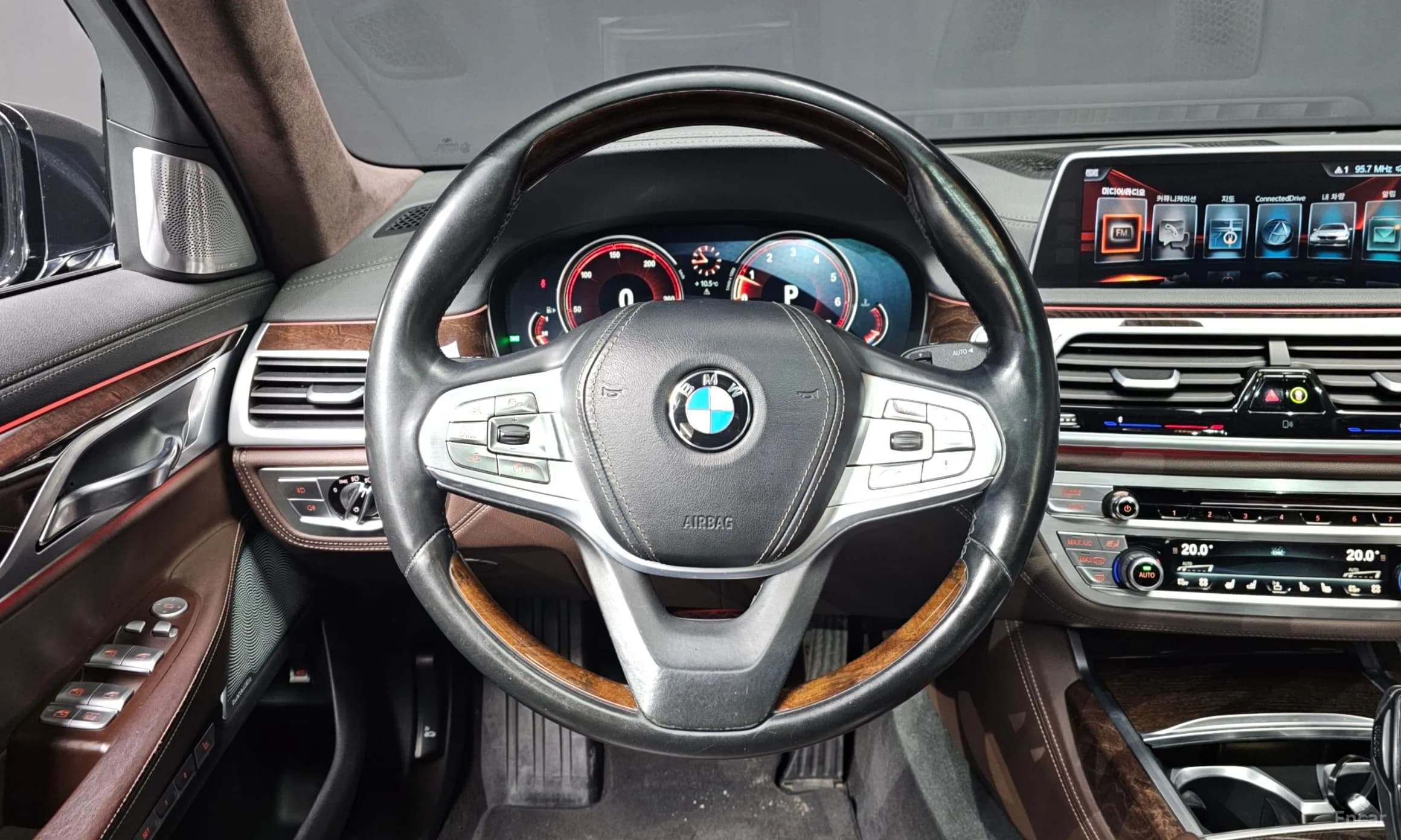 7 Series (G11)