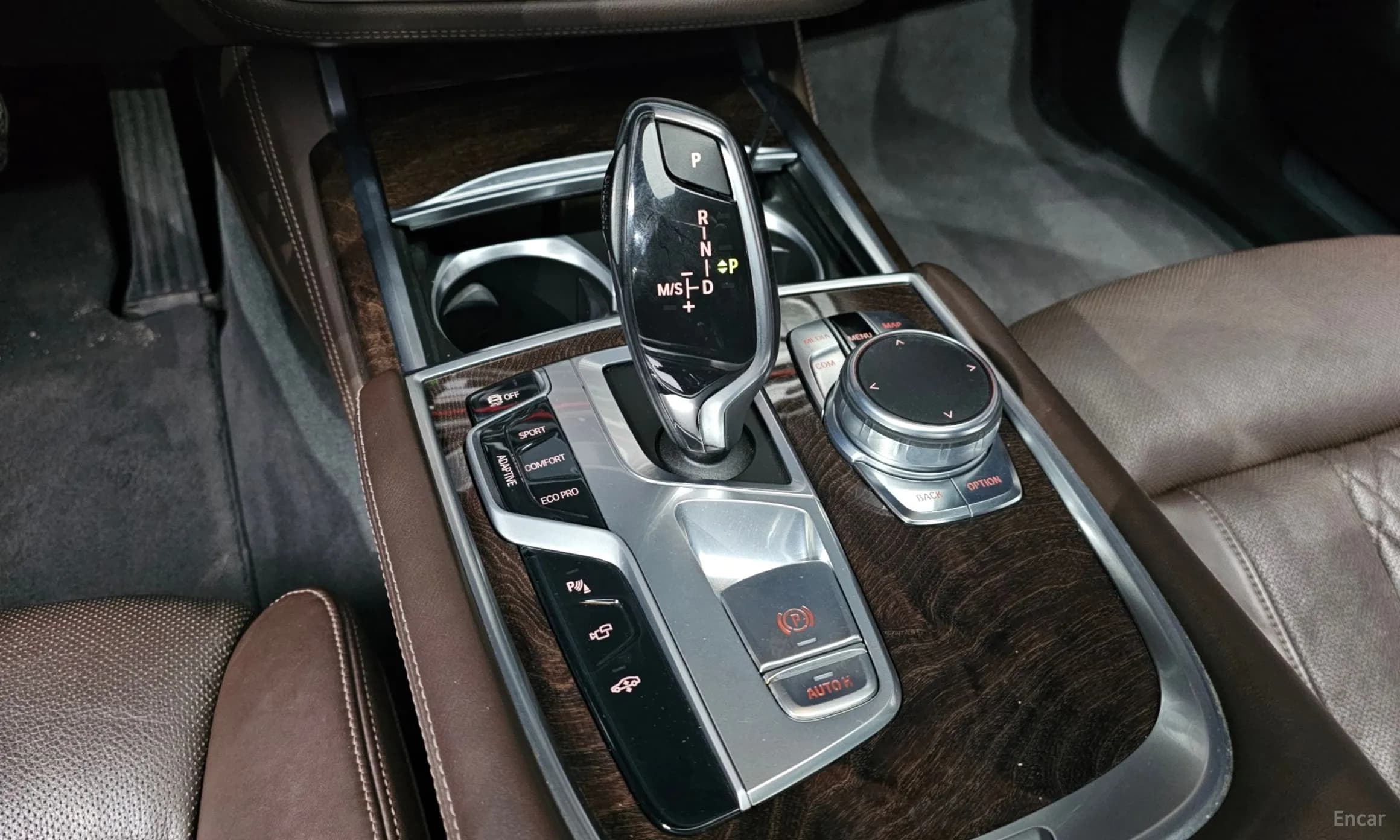 7 Series (G11)