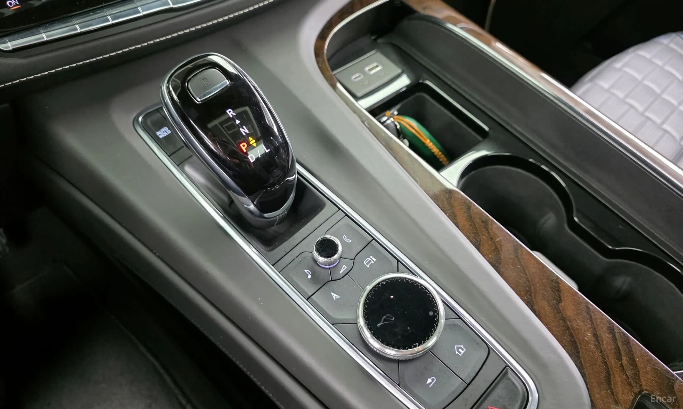 Escalade 5th Generation