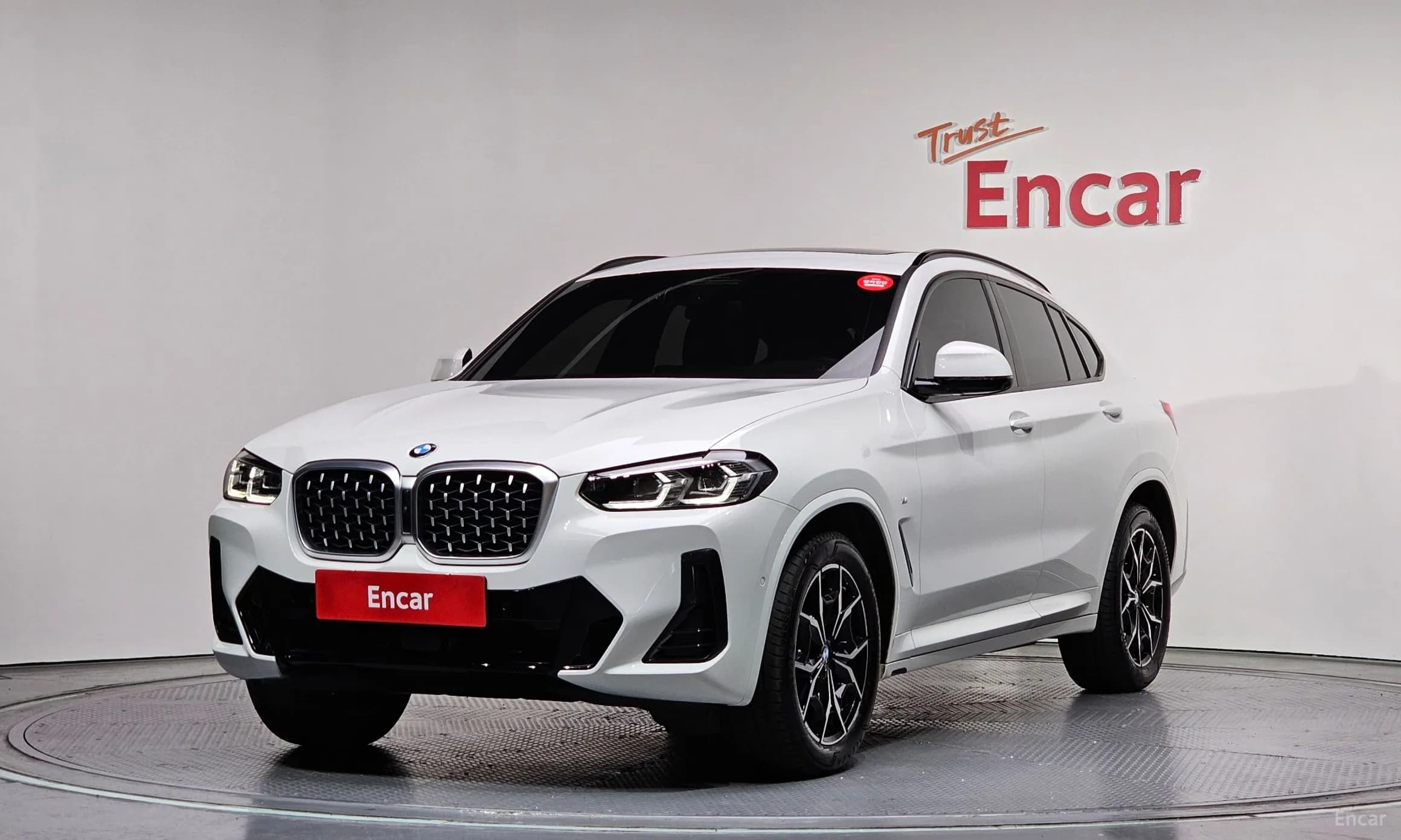X4 (G02)