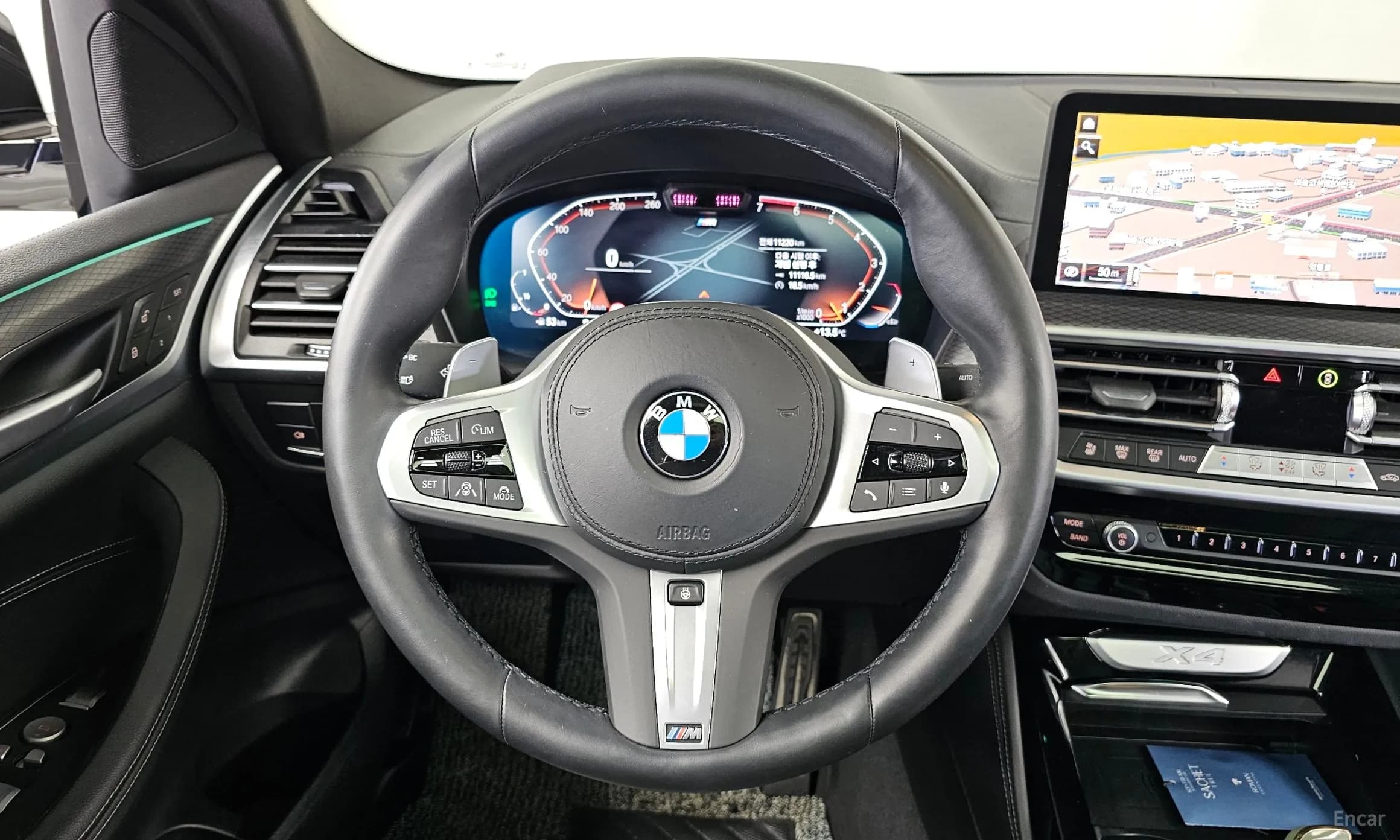 X4 (G02)