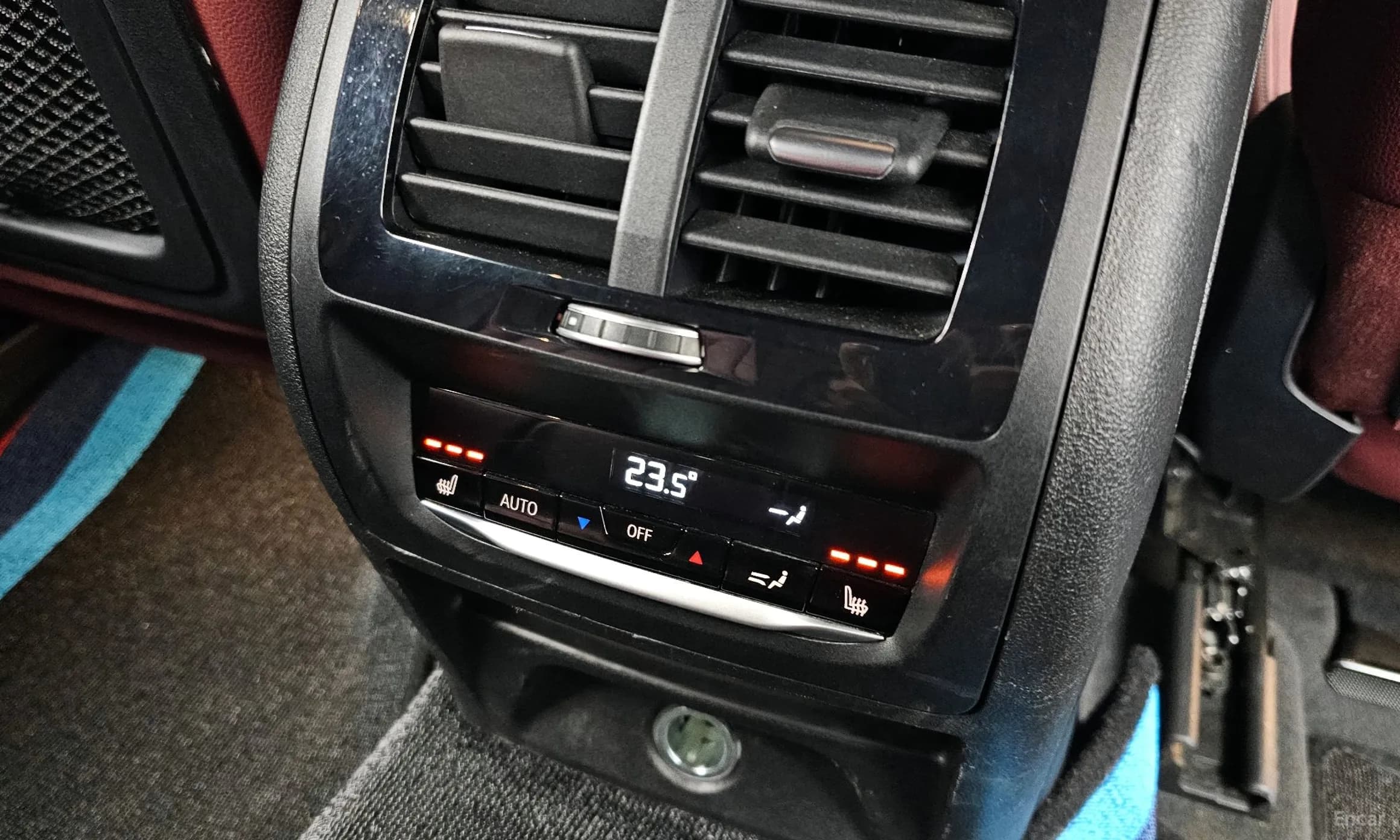 X4 (G02)
