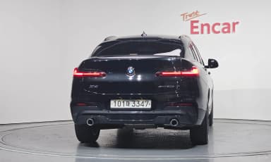 X4 (G02)
