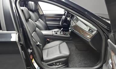 7 Series (F01)