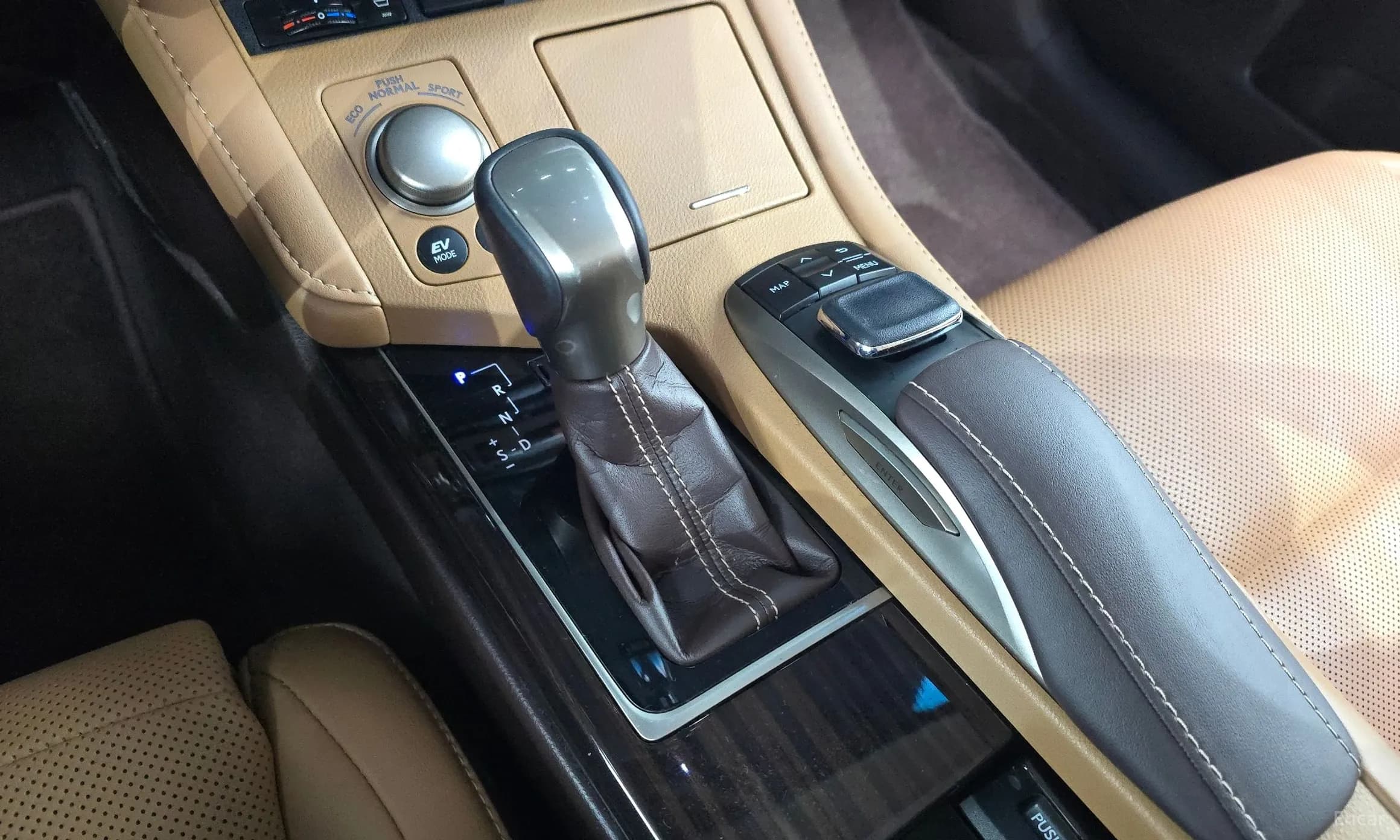 New ES300h