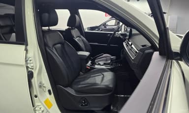 Rexton Sports Khan