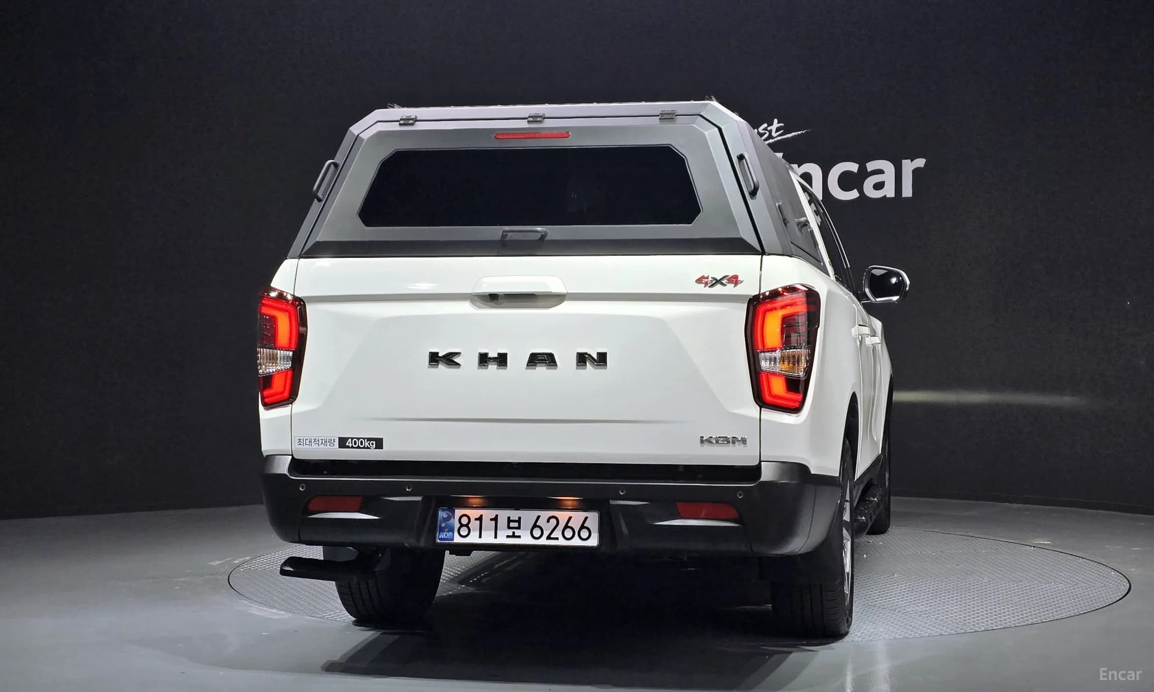 Rexton Sports Khan