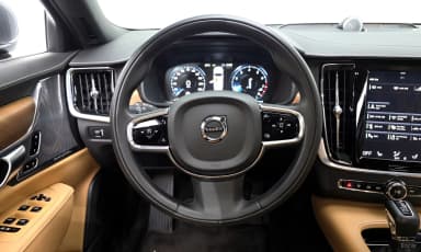 S90