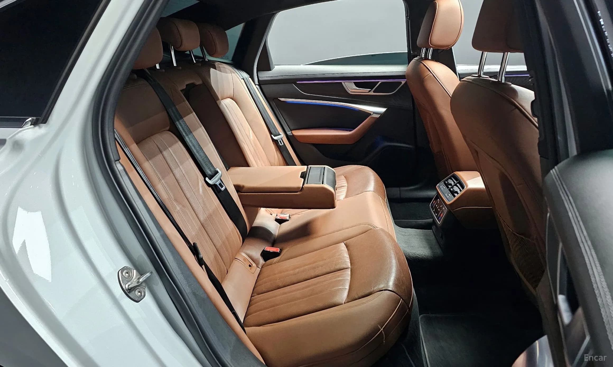 A6 (C8)