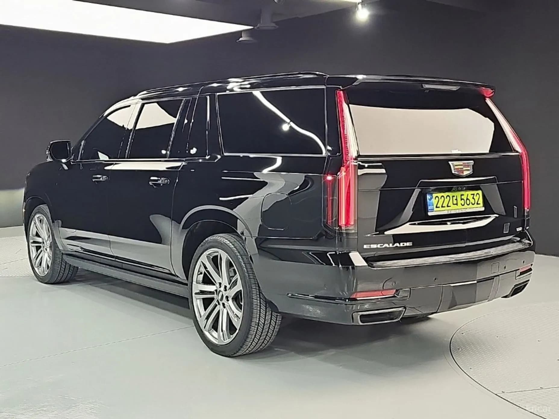 Escalade 5th Generation