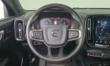 XC40