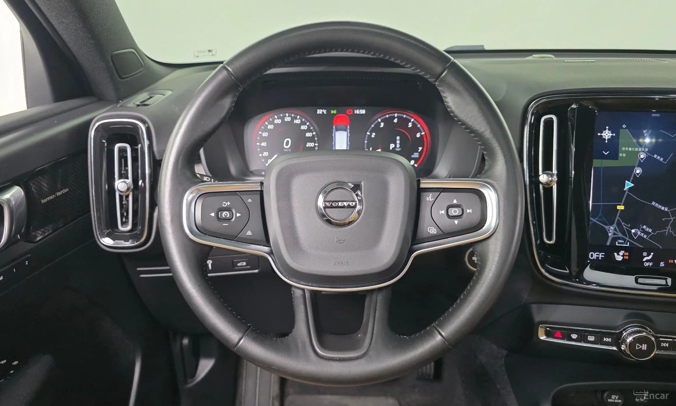XC40