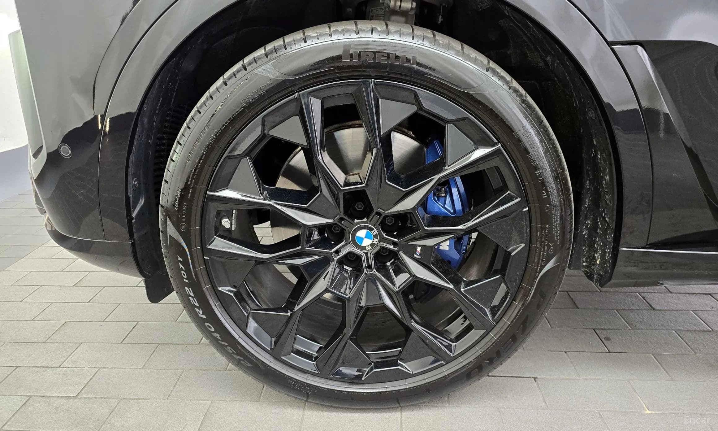 X7 (G07)