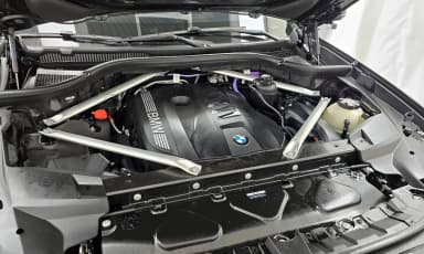 X7 (G07)