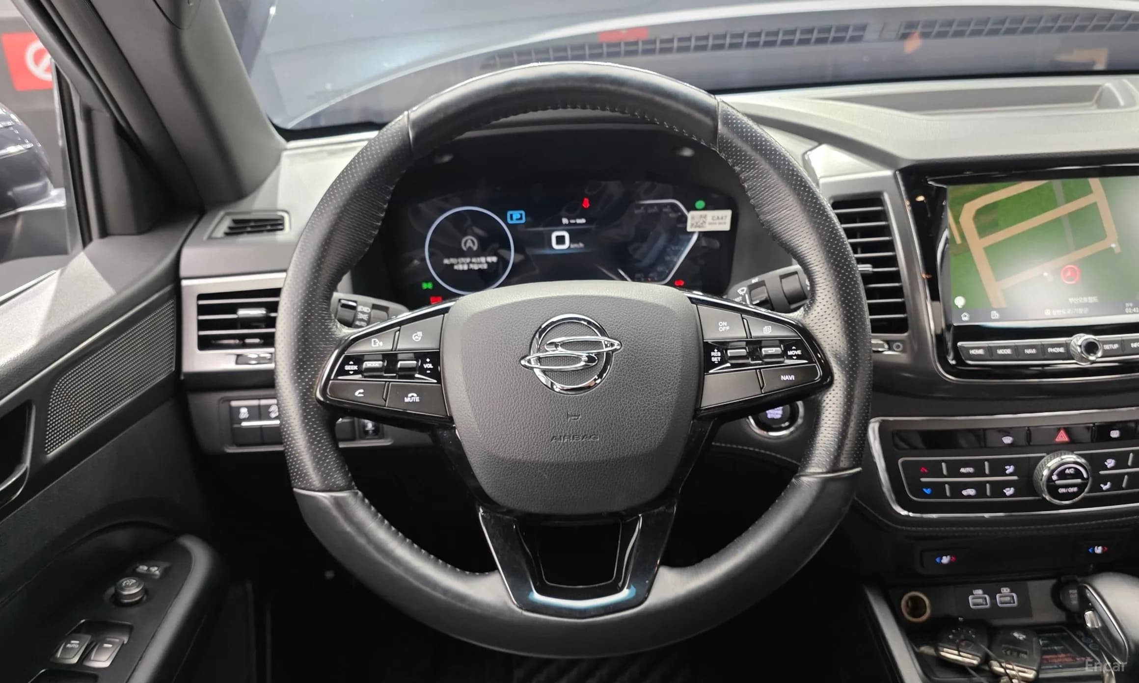 Rexton Sports Khan