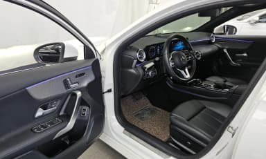 A-Class W177