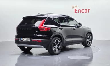XC40
