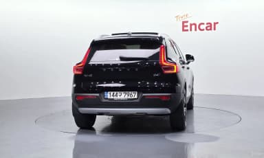 XC40