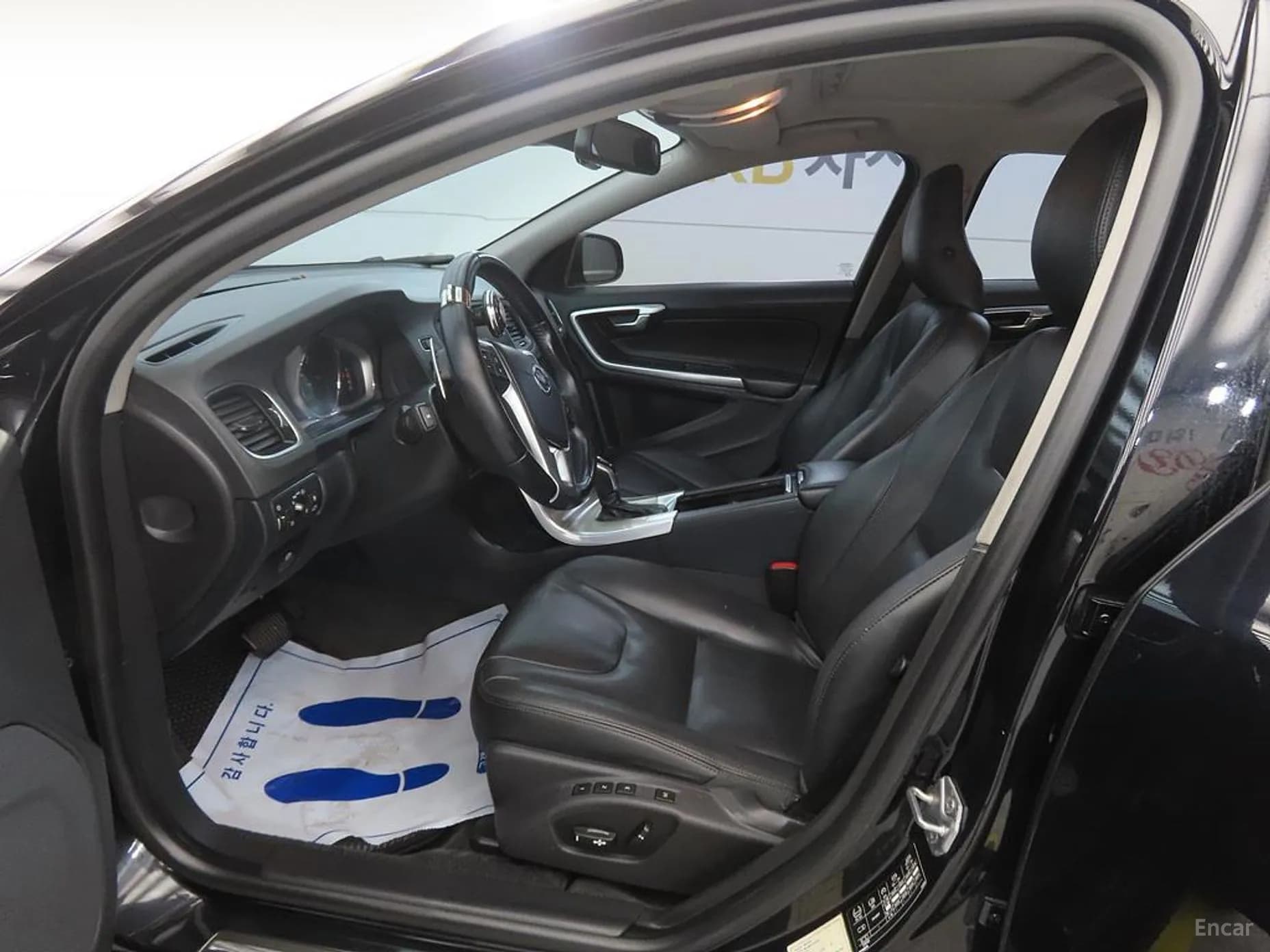 S60