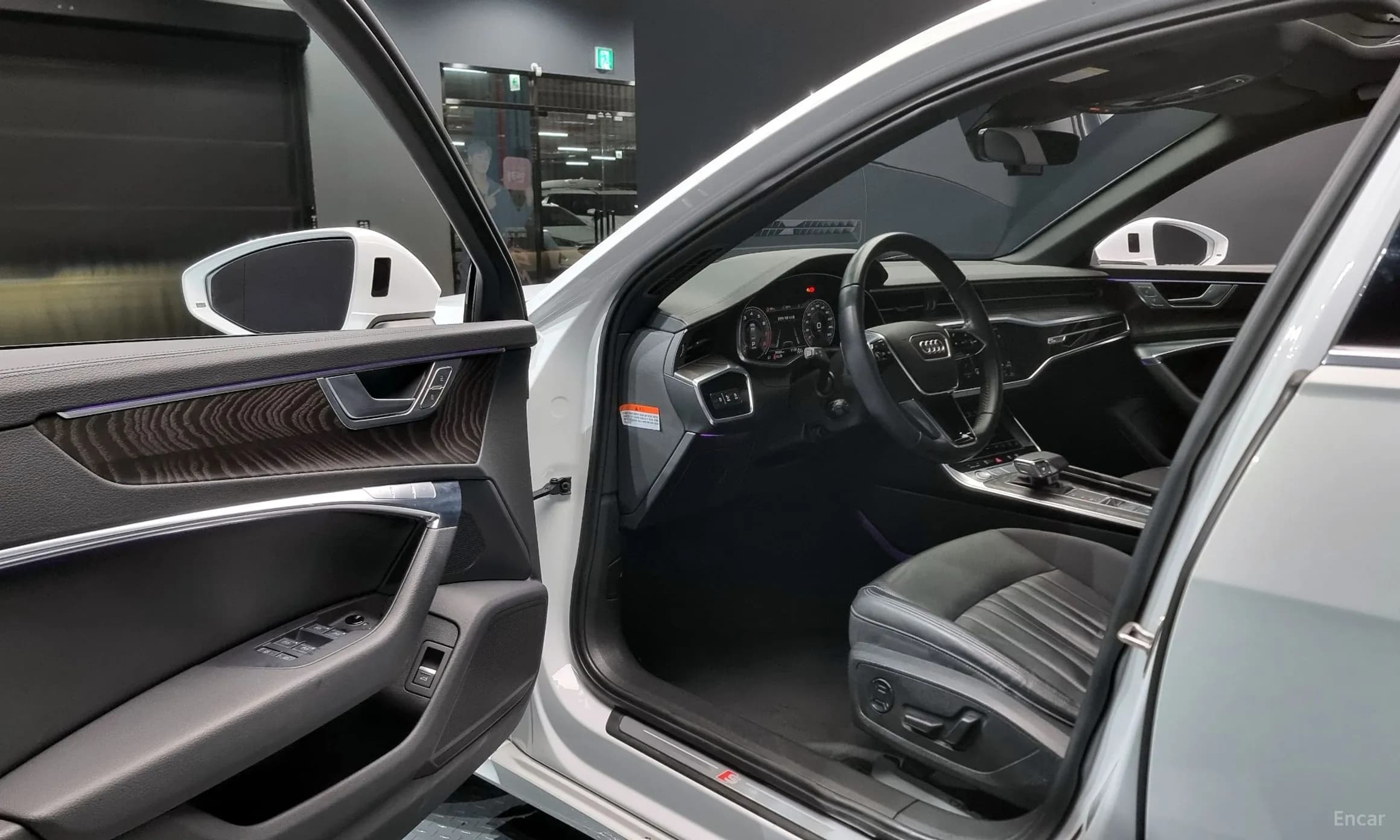 A6 (C8)