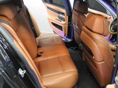 7 Series (F01)