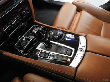 7 Series (F01)
