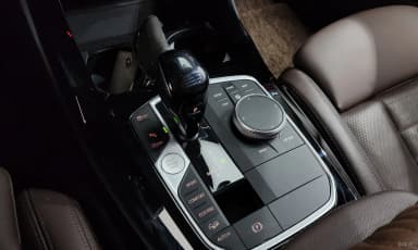 X3 (G01)