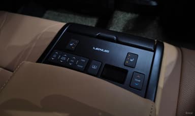 ES300h 7th Generation