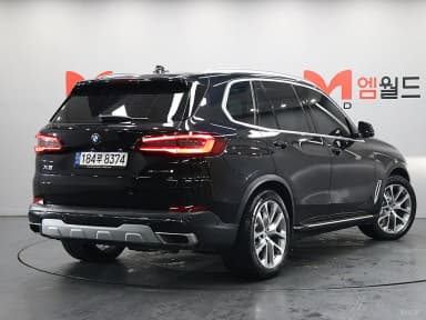 X5 (G05)