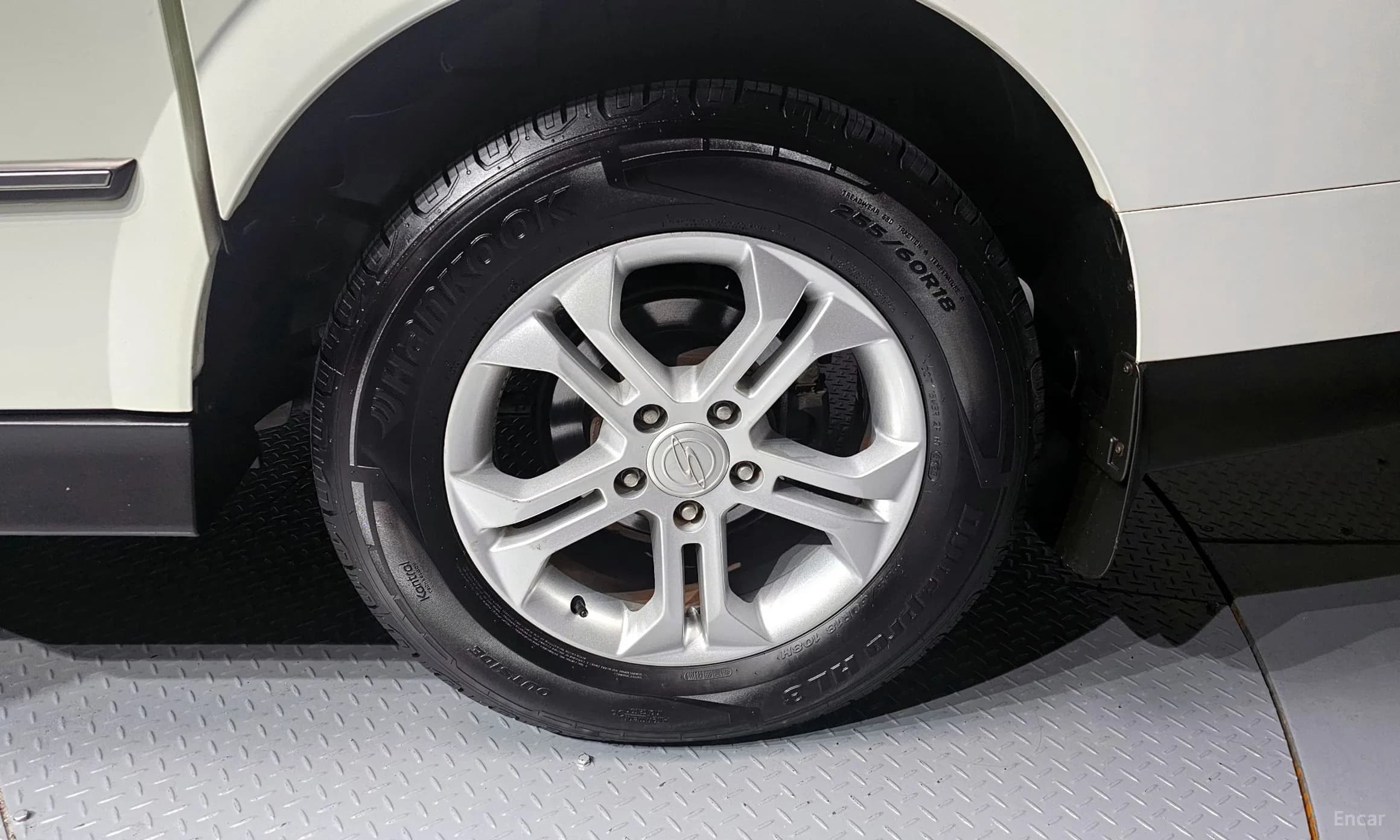 Korando Sports