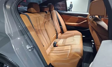 5 Series (G30)