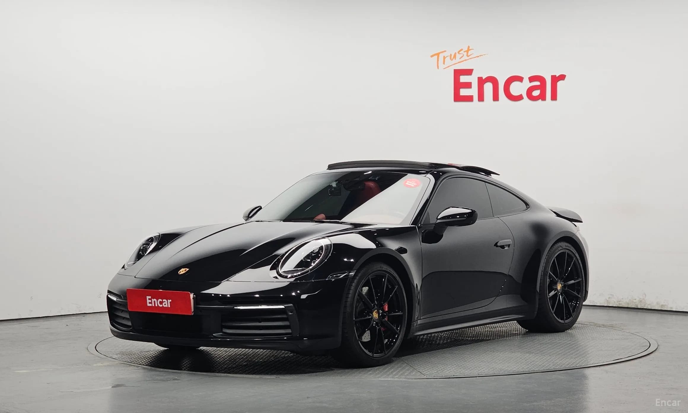911 (992)