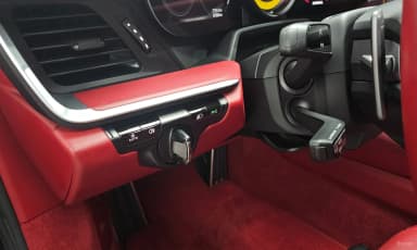 911 (992)