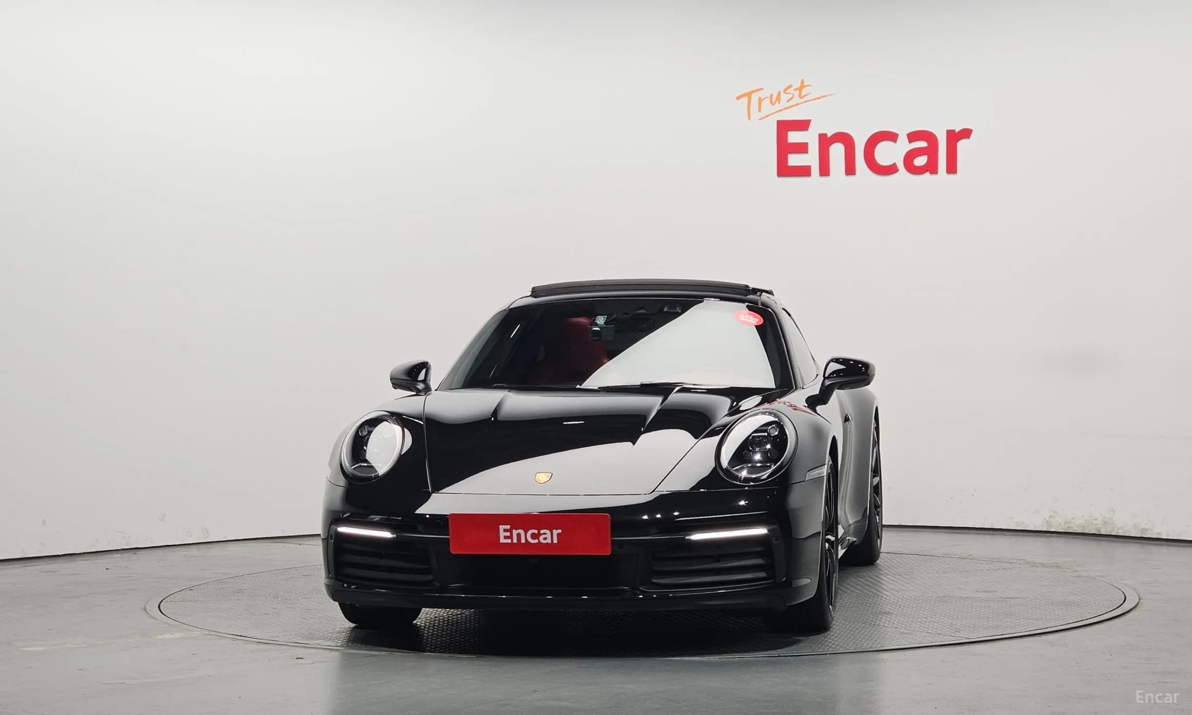911 (992)
