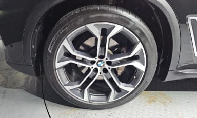 X5 (G05)