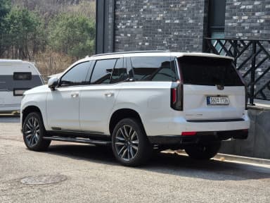 Escalade 5th Generation