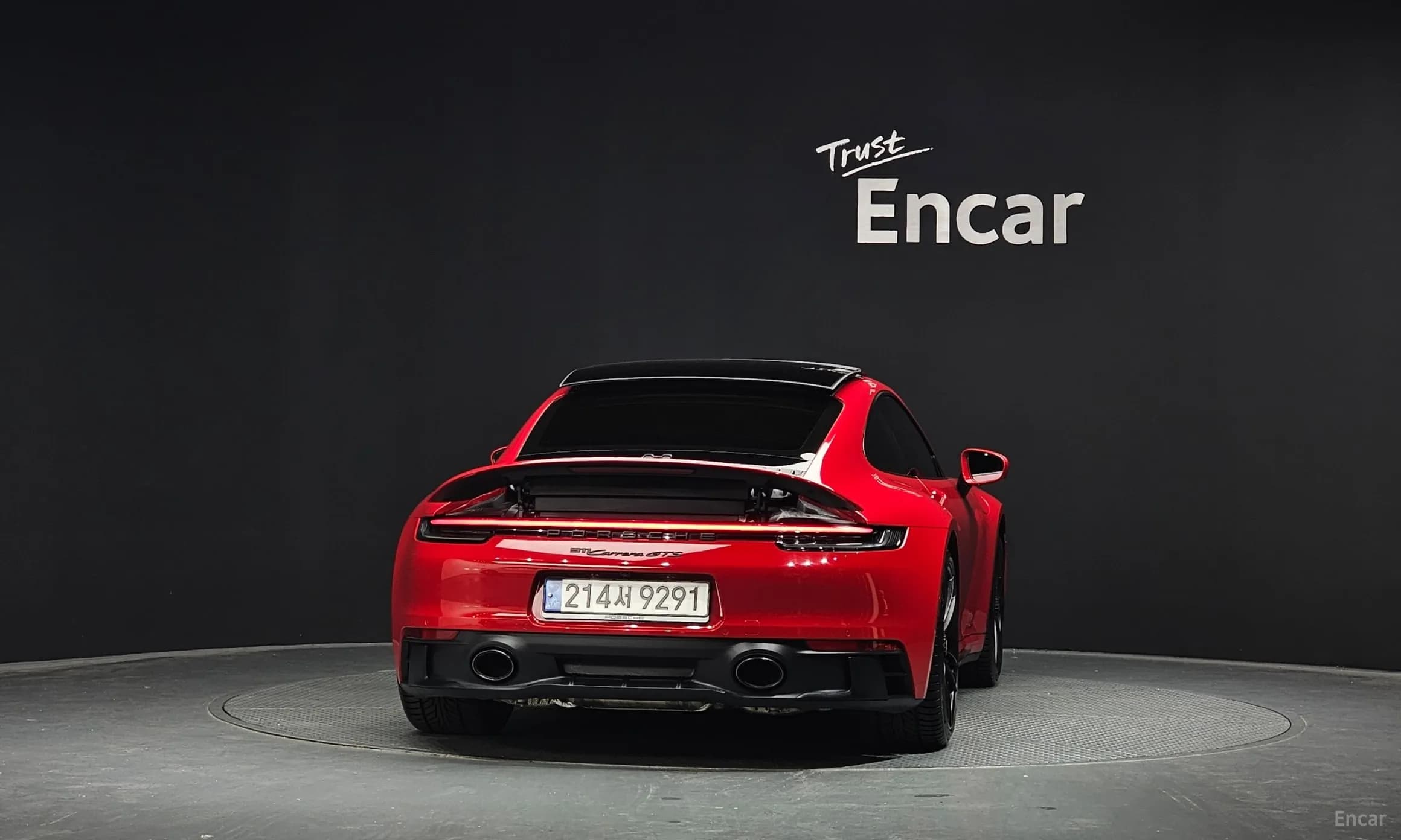 911 (992)