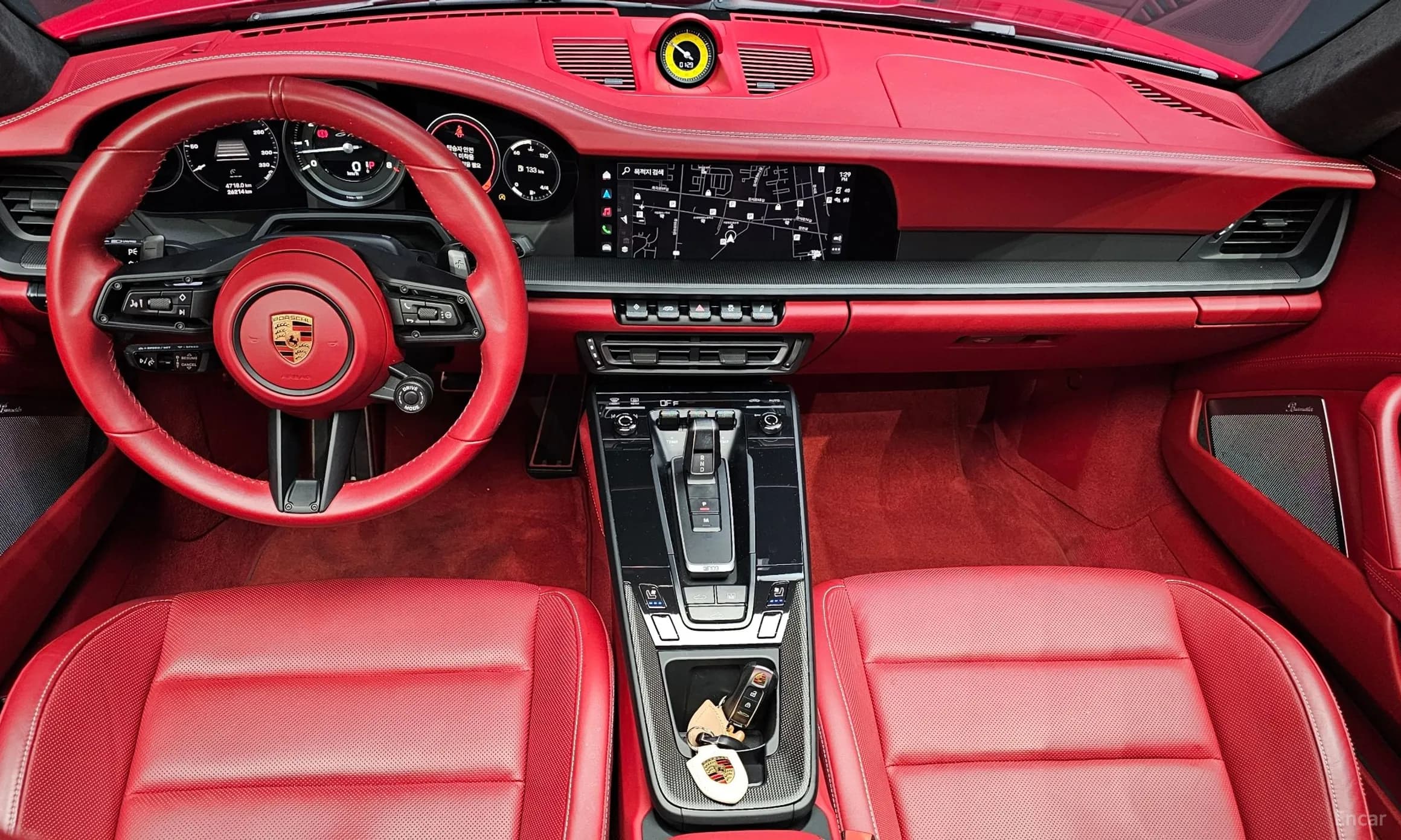 911 (992)