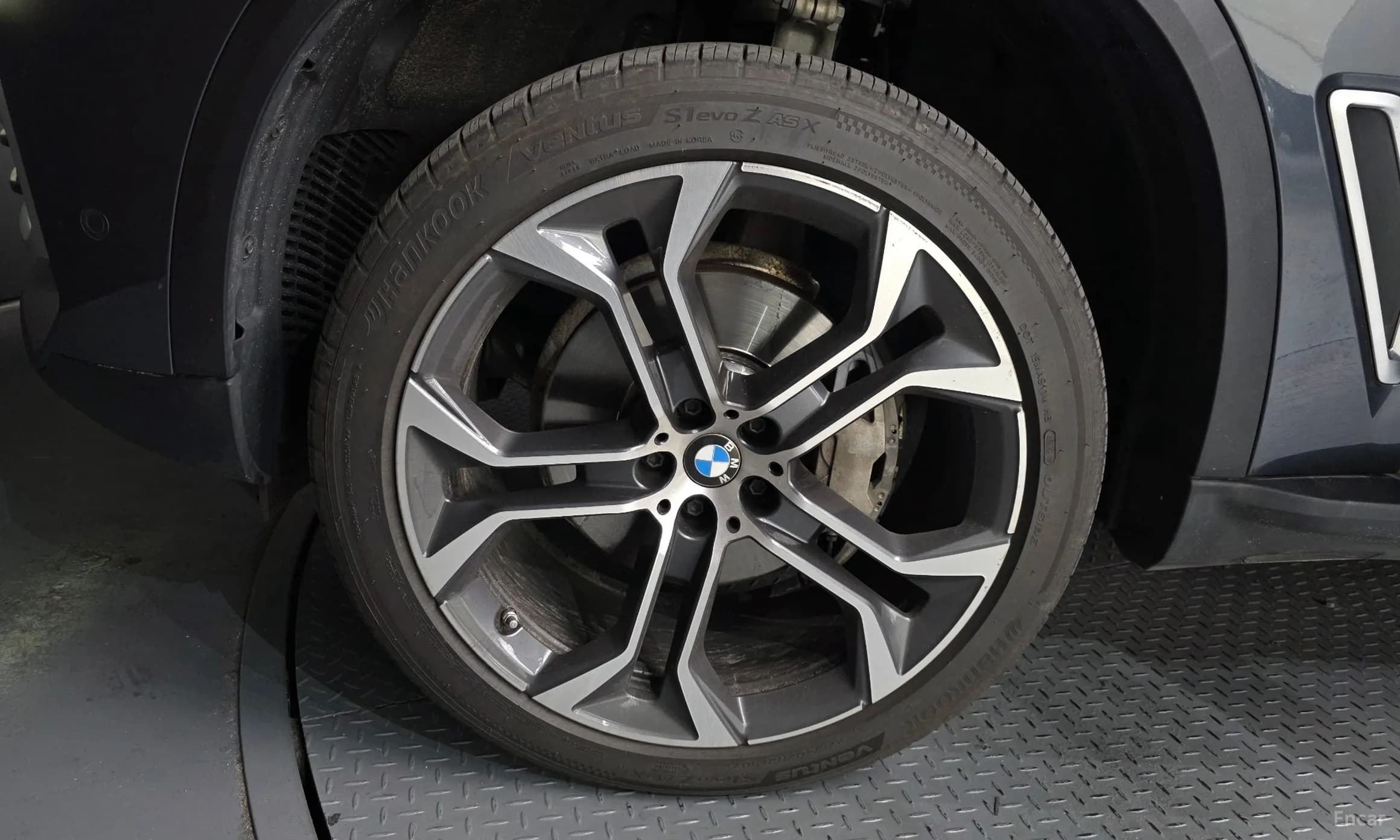 X5 (G05)