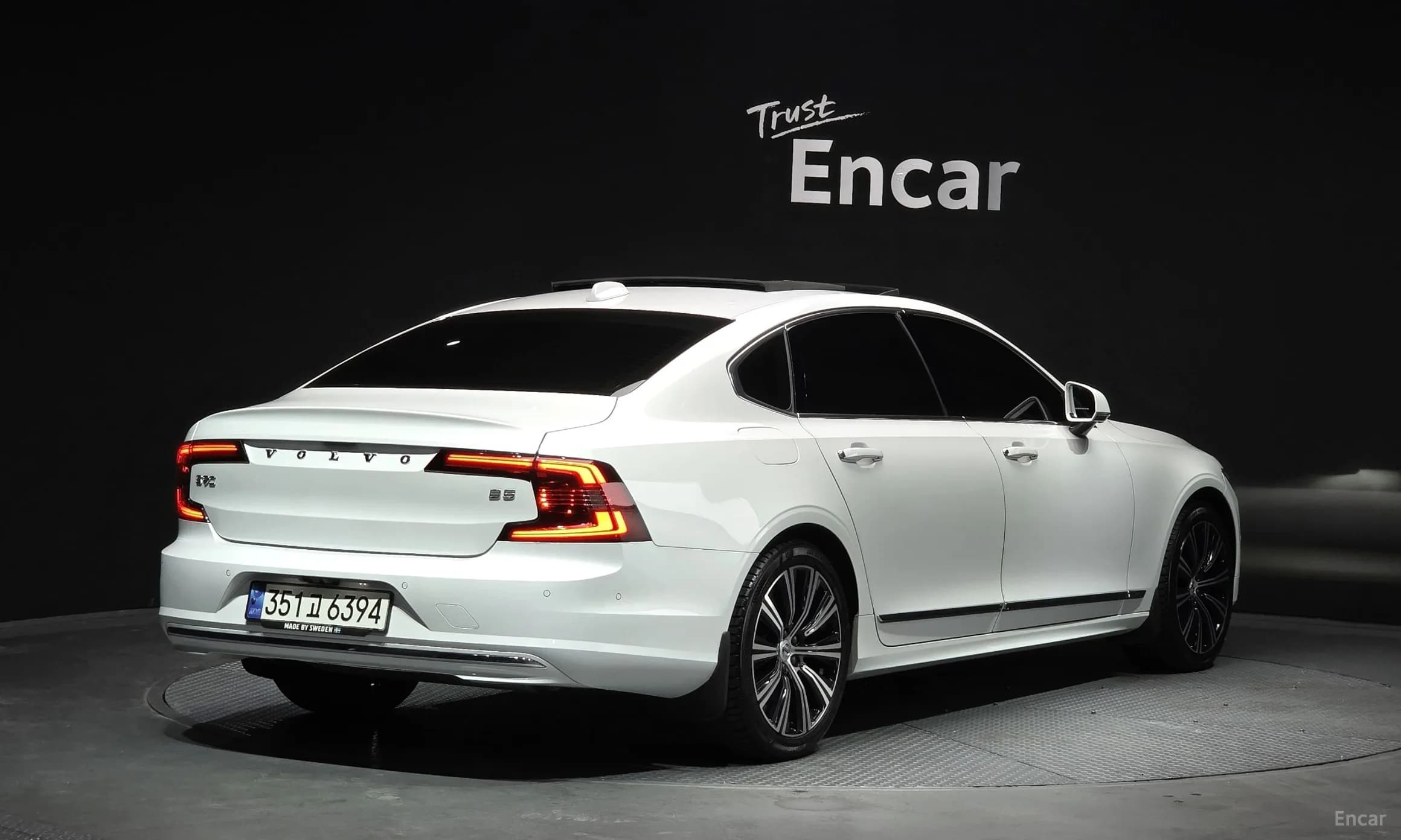 S90