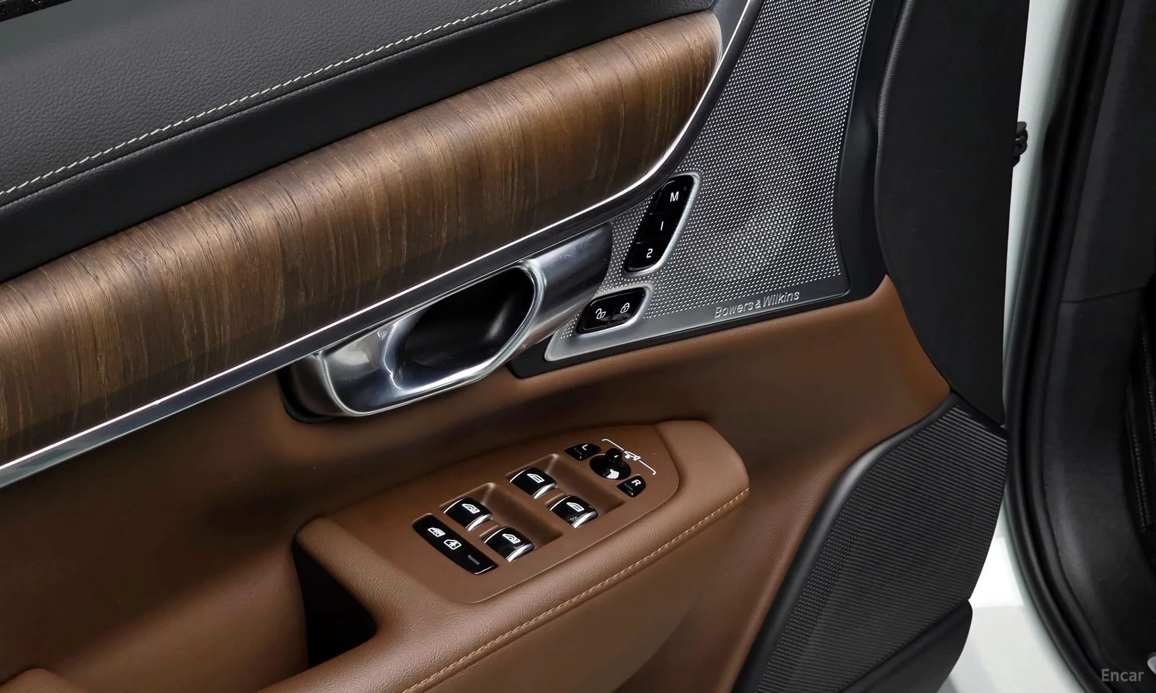 S90