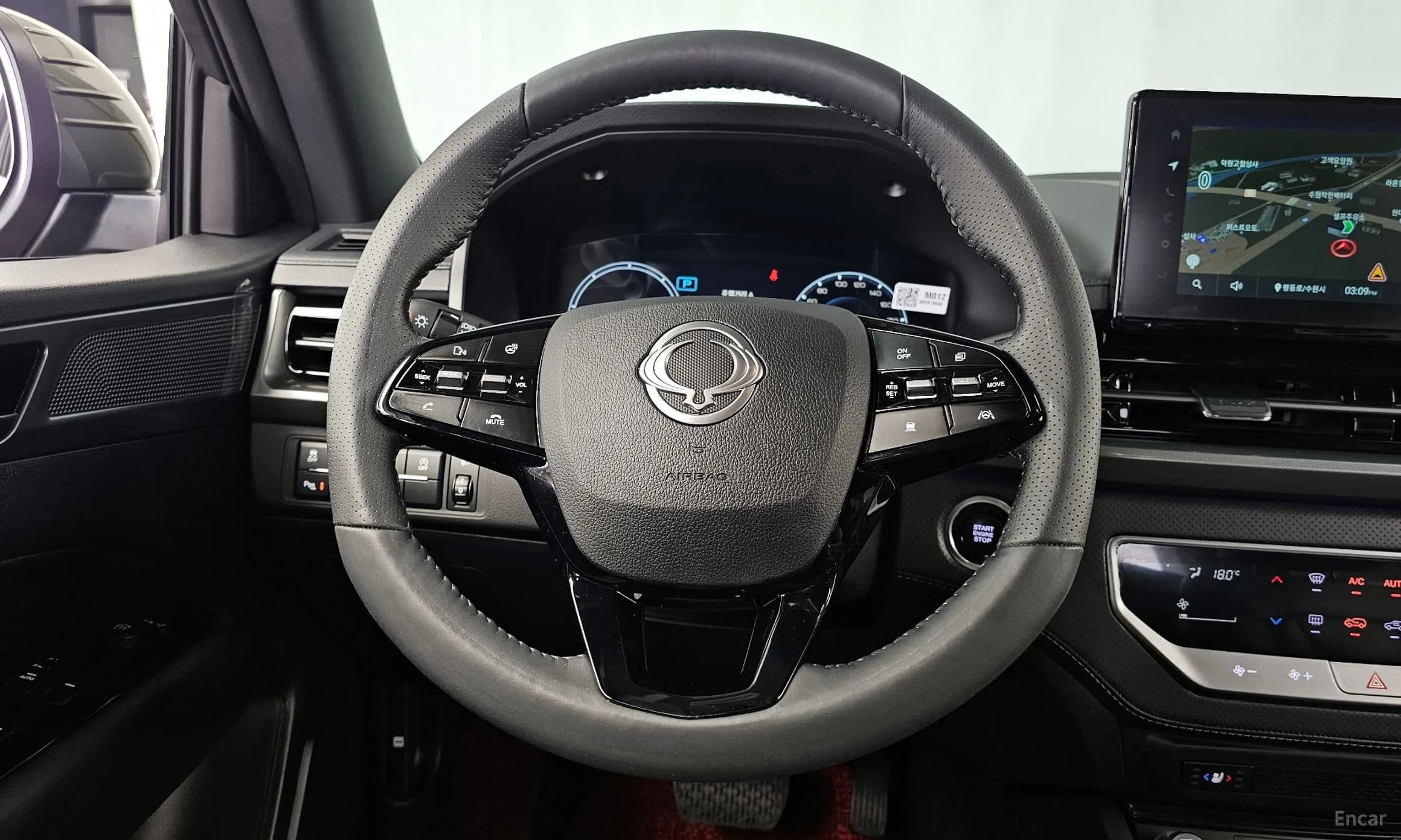 Rexton Sports Khan