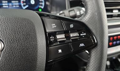 Rexton Sports Khan